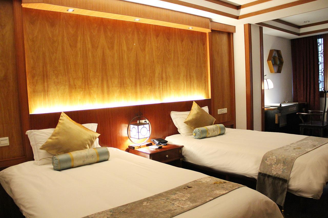 Foshan Jinyin Hotel Exterior photo